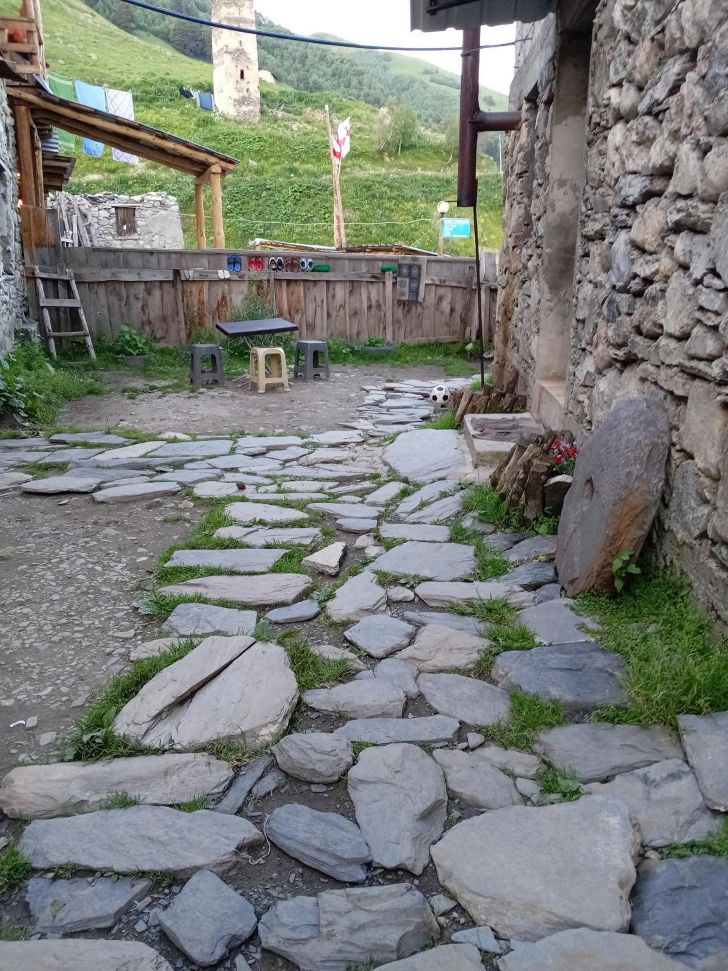 Stone House Marexi Hotel Adishi Eksteriør billede