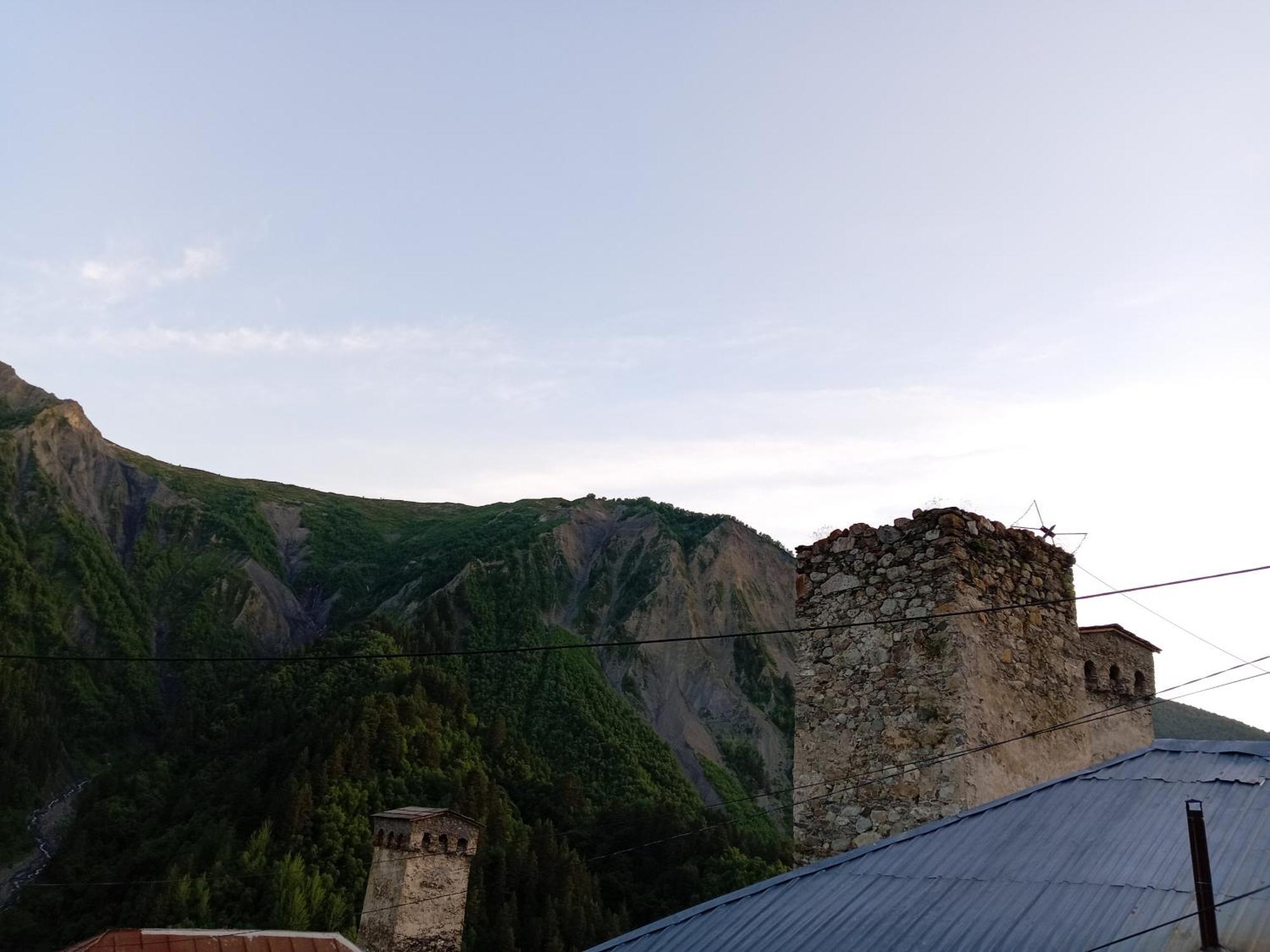 Stone House Marexi Hotel Adishi Eksteriør billede